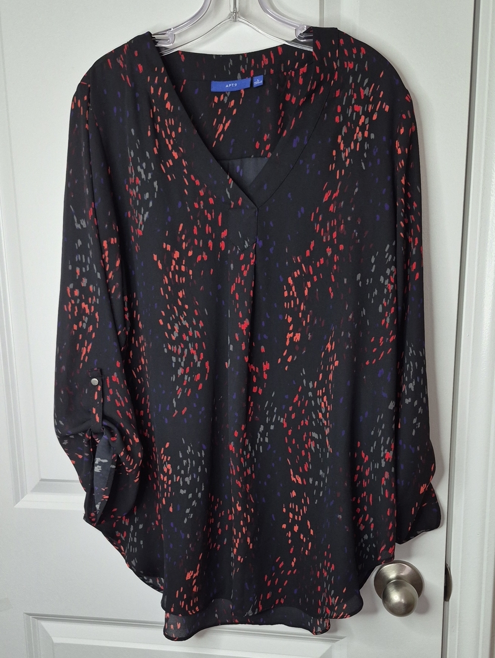 Apt. 9‎ Black V-Neck Blouse with Red and Blue Print Size L